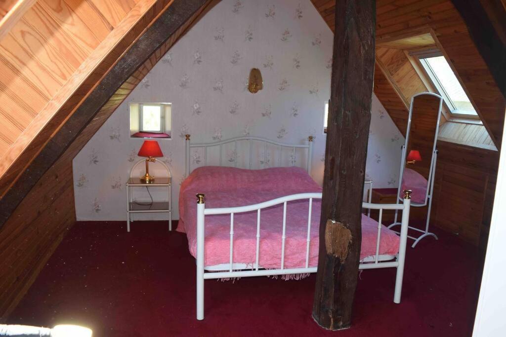 La Foret Auvray - Maison De Campagne Putanges Exterior foto